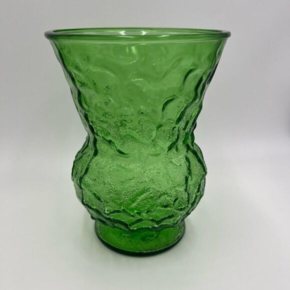 VTG 1960s Crinkle Glass Emerald Green Round Vase - Picture 1 of 6